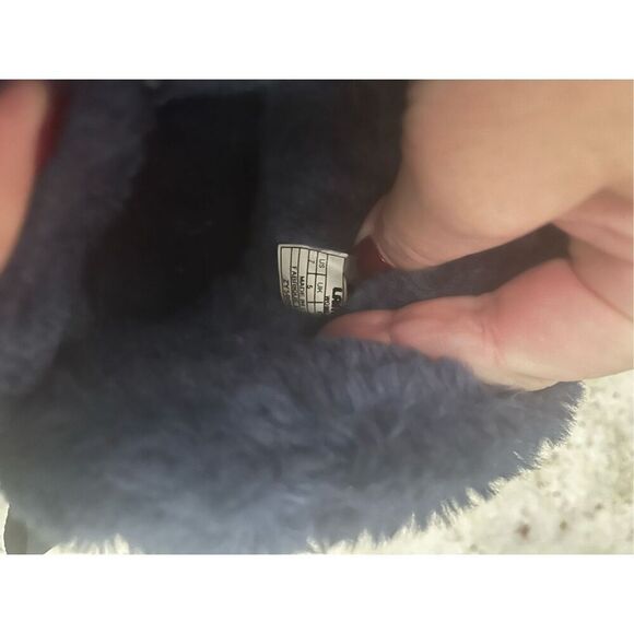 Lamo Navy Adele Shearling Booties sz 7 EUC - Picture 8 of 9